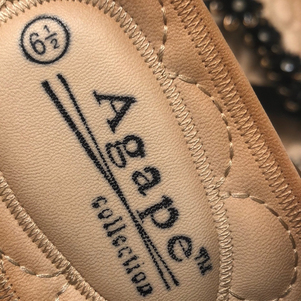 Sandals - Picture 5 of 5